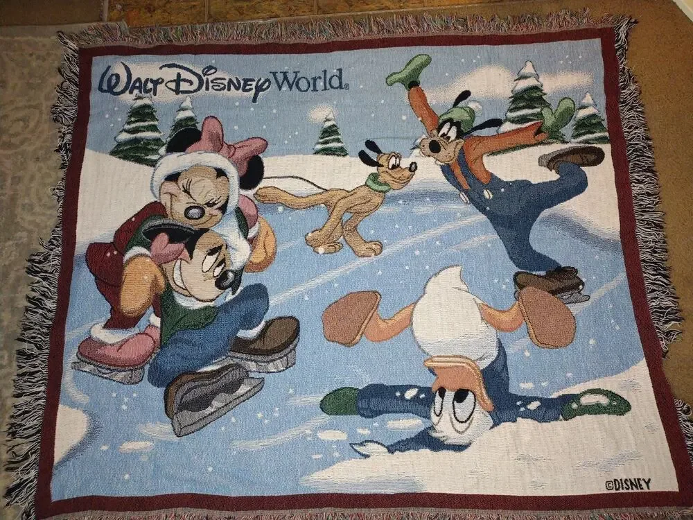 Walt Disney World Woven Tapestry Throw Blanket Mickey Goofy Disney decor 50X56